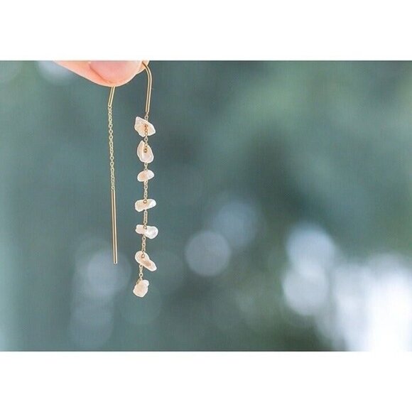 GORGEOUS Pearl Threader Earrings Lightweight Non-Tarnish Gold Waterproof Jewelry - Picture 6 of 11